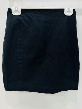 Banana Republic Black Skirt